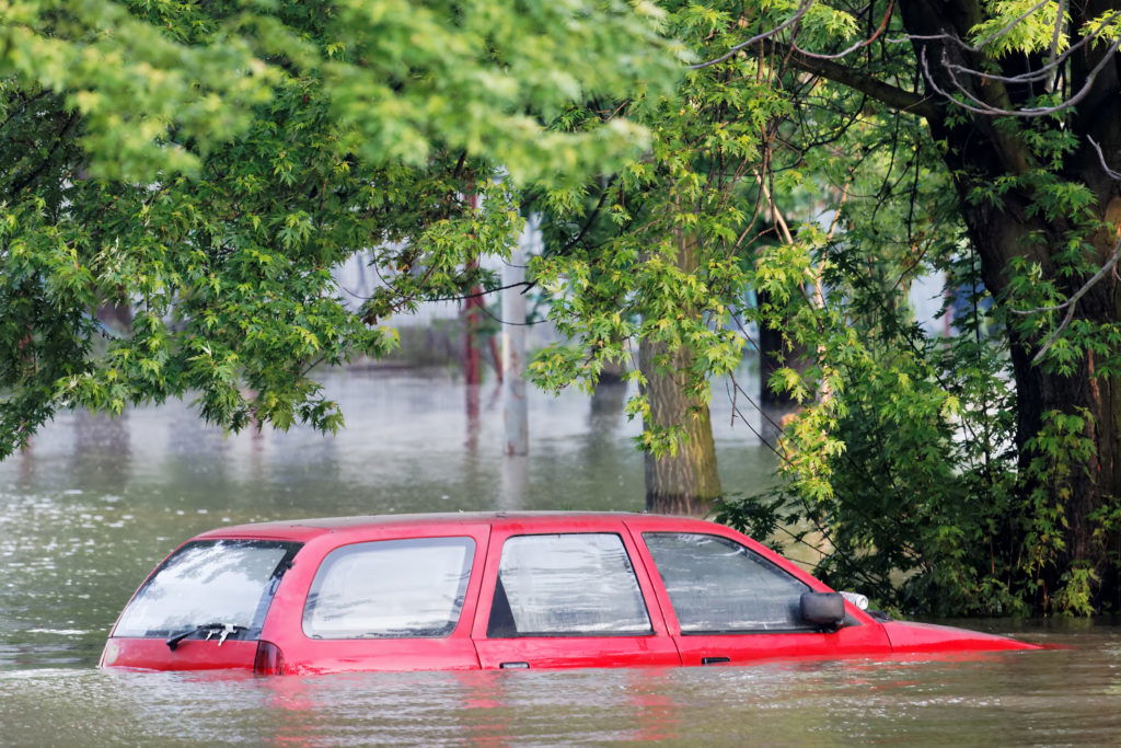 Woman and Child Found Dead in Car in Alabama Lake - Newsweek