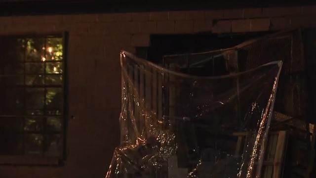 Car crashes into Durham restaurant on Fayetteville Street - WRAL News