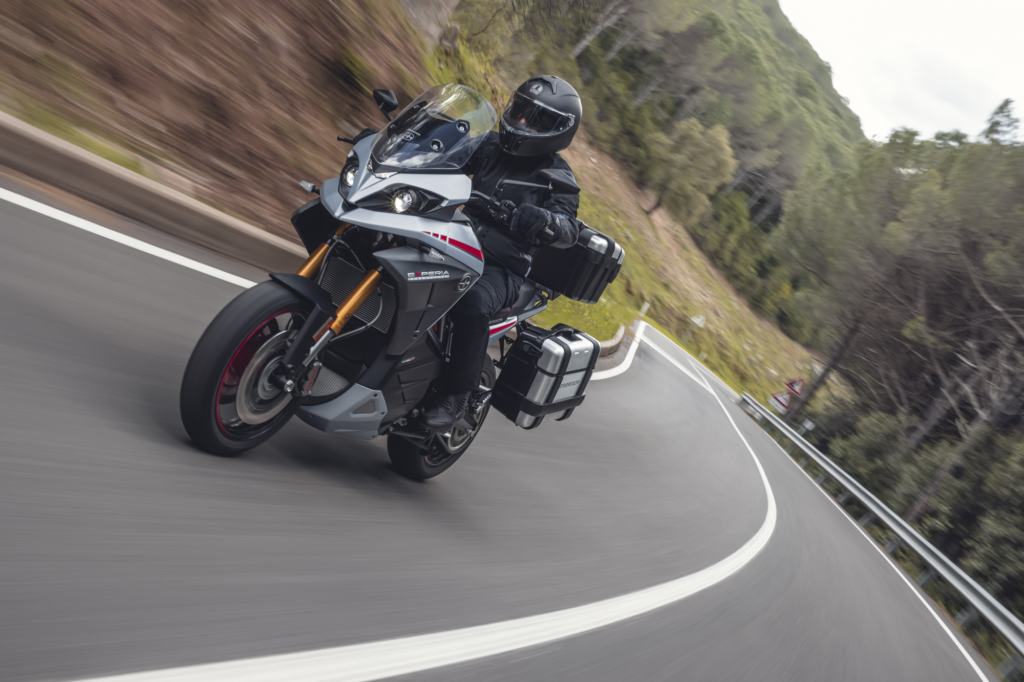 The Top 10 Best Sports Tourer Motorcycles For Crushing Continents - Visordown