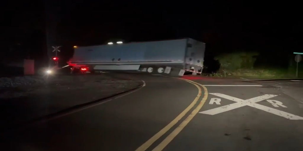 Train in Georgia slams into semi-truck - Fox News