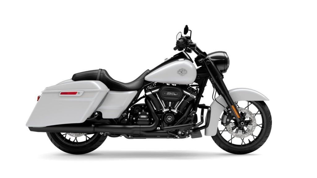 How Big Is The Harley-Davidson Road King Special Motorcycle, And Is It Hard To Handle? - SlashGear