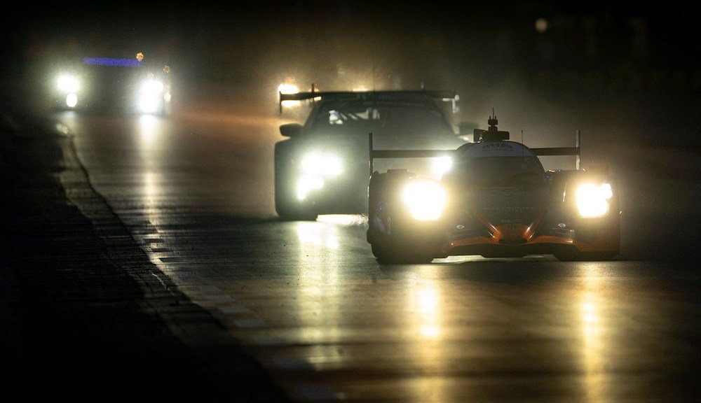 LM24, Hour 13: Field holds station behind safety car as rain persists - RACER