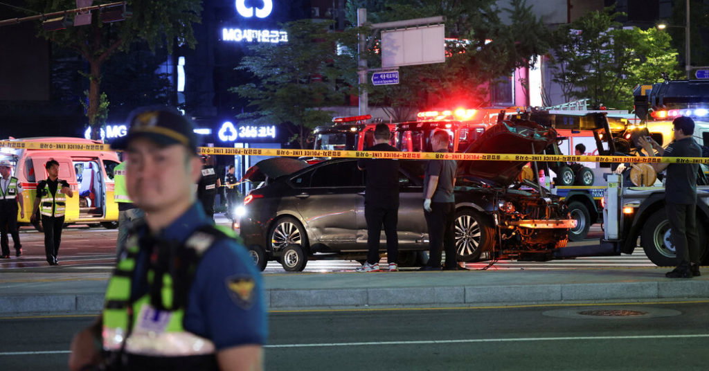 Nine Killed in Central Seoul After Car Plows Into Pedestrians - The New York Times
