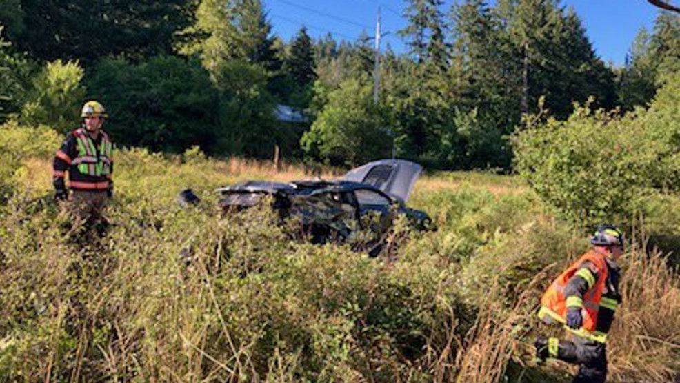 5-car crash in Renton injures 3, starts brush fire - KOMO News