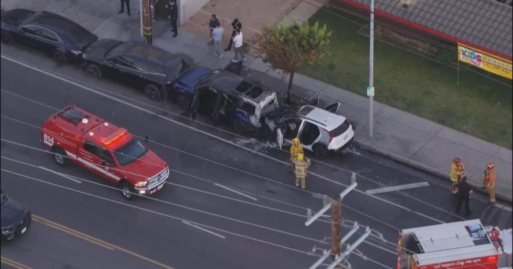 2 men escape burning car after chain-reaction crash in Valley Glen - CBS Los Angeles