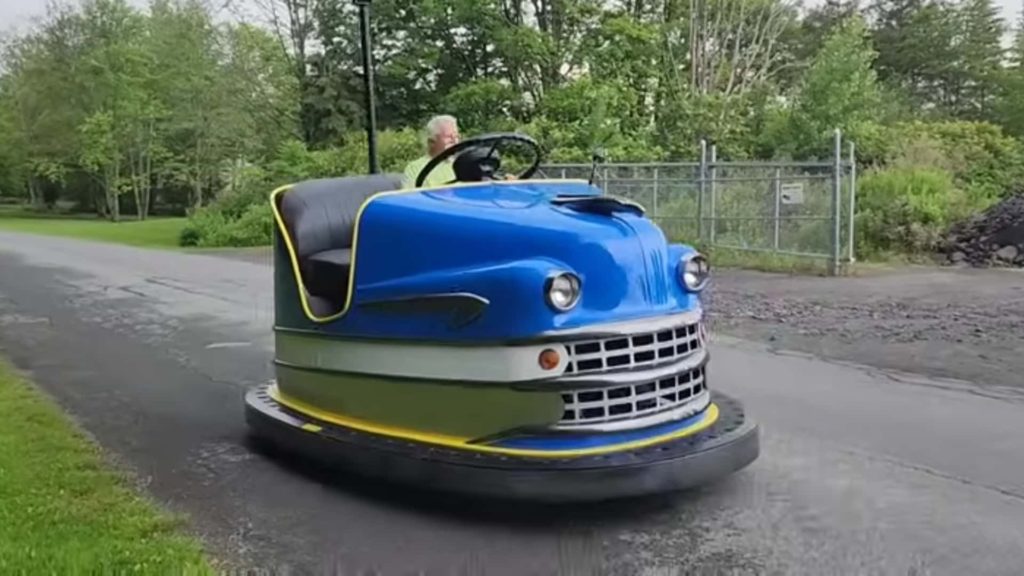 This Comically Large, Road-Legal Bumper Car Is Actually a Rear-Engine Trike - Motor1