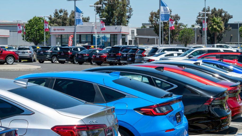 Car dealership losses from CDK software outage could soon reach $1 billion, study finds - Fox Business