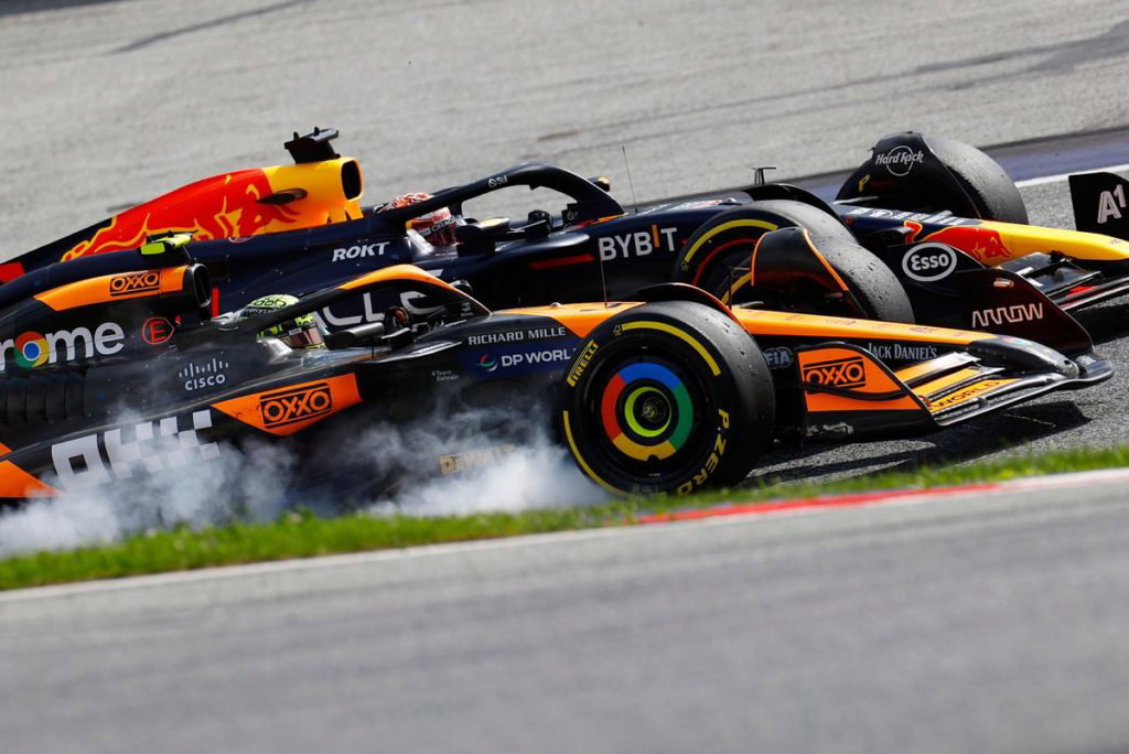 McLaren repaired old floors to fix Norris's car “destroyed” in Verstappen crash - Motorsport.com