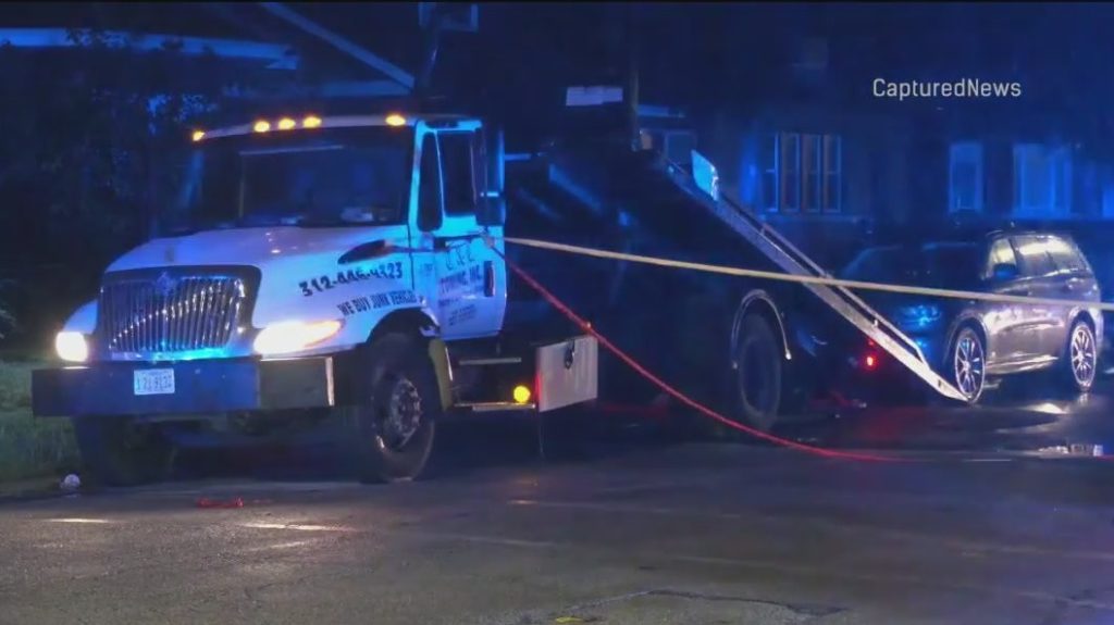 Tow truck driver among 2 killed in Roseland shootout - FOX 32 Chicago