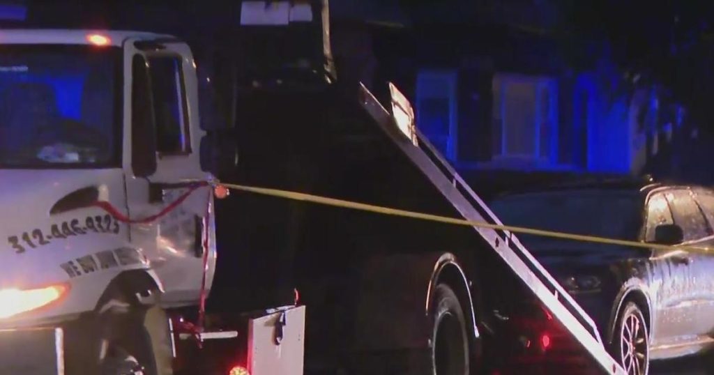 Tow truck driver among two men killed in shootout on Chicago's South Side - CBS Chicago