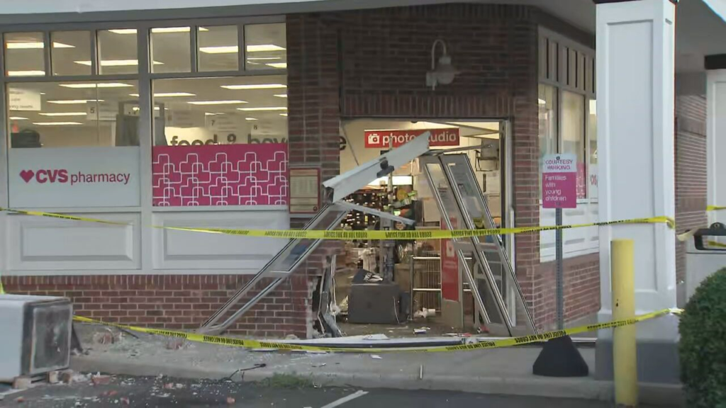 Rental truck crashes into CVS store during attempted ATM robbery - WSB Atlanta